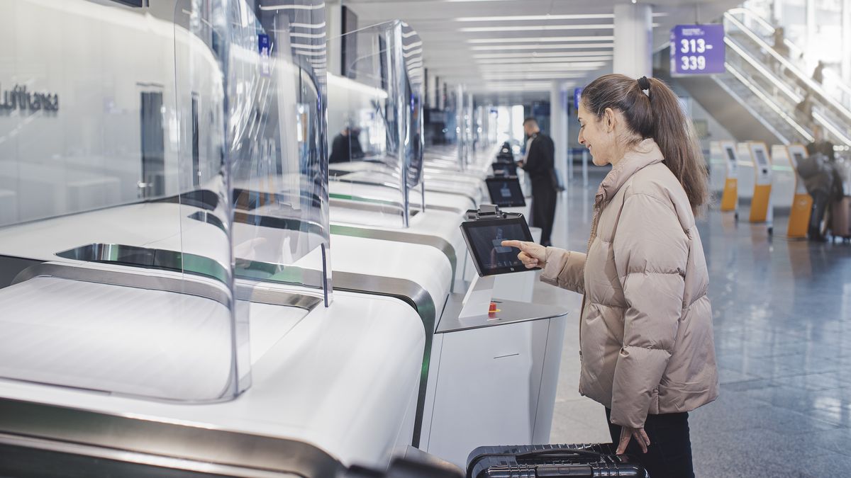 Frankfurt Fraport Check-in Baggage drop off Foto Fraport