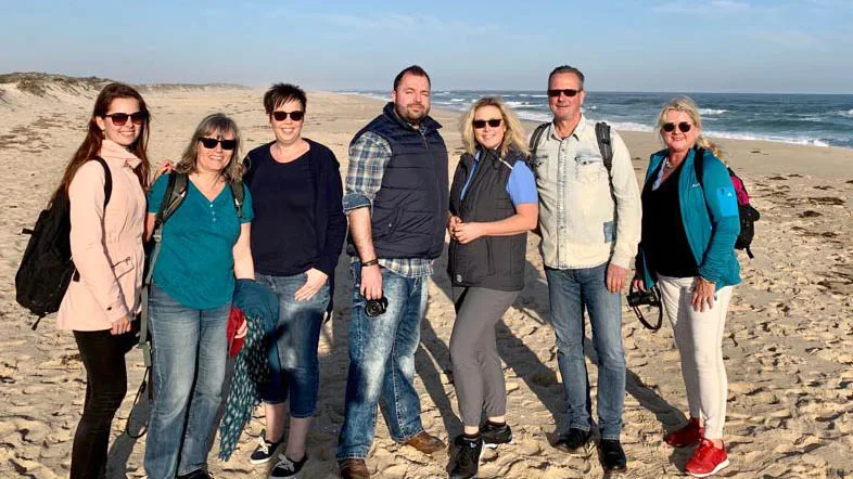Algarve Reisereporter am Strand Reisereporter