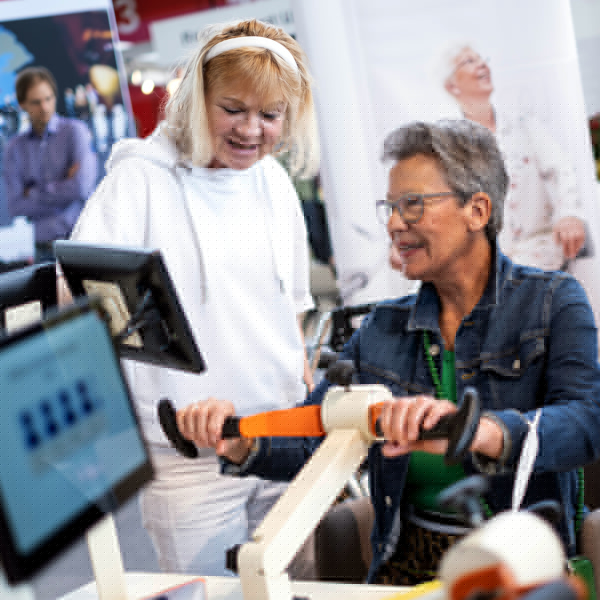 Messe Pflege Plus Stuttgart Aussteller Besucher Foto Landesmesse Stuttgart.JPG
