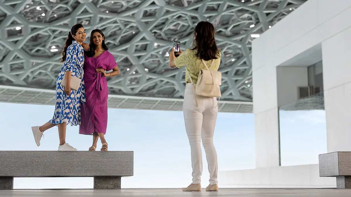 b2bf9d663765-LOUVRE-ABU-DHABI-4-C-DCT-Abu-Dhabi LOUVRE ABU DHABI 4 © DCT Abu Dhabi.jpg
