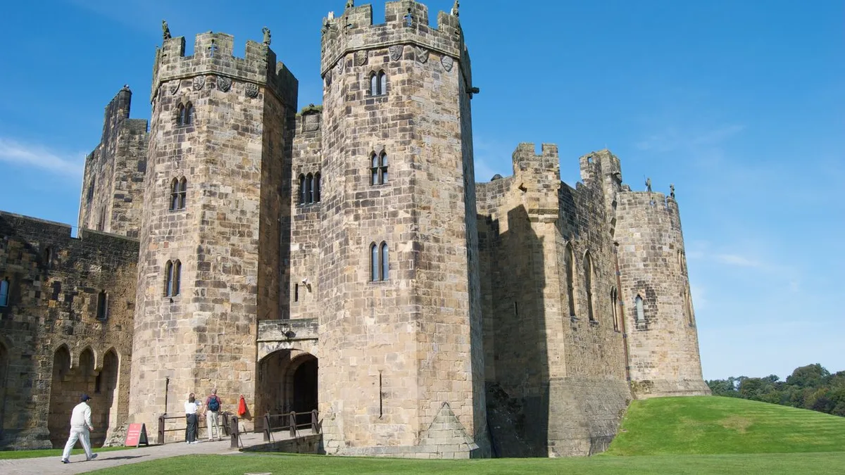 bbe104607cfa-Grossbritannien-Alnwick-Castle-Northumberland-Foto-iStock-Jlee-27344 Großbritannien Alnwick Castle Northumberland Foto iStock Jlee 2374