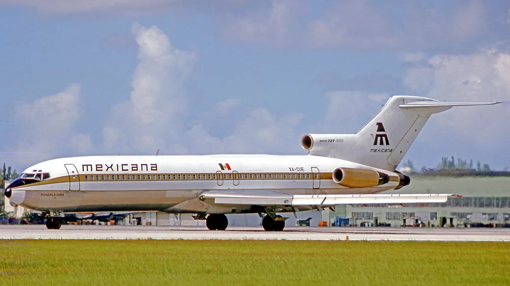 7645a99a05a4-Mexicana-Boeing_727-Wikipedia-RuthAS-CC-BY-3.0 Mexicana Boeing 727