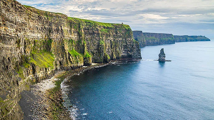 Irland Cliffs of moher iStock-FedevPhoto Cliffs of Moher