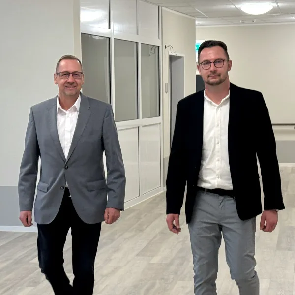 Domus Cura Hildesheim Übergabe.jpg