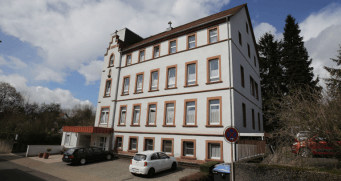 Die Probleme in der Seniorenresidenz im Taubenfeld: Fachkräftemangel, hohe Kosten für externes Personal, gestiegene Betriebskosten und keine ausreichende Belegung   
