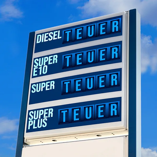 Benzinpreise Anzeigtafel iStock Stadtratte.jpg