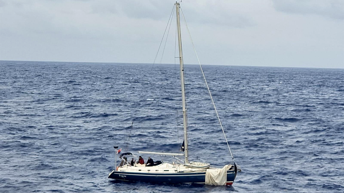 Segelboot in Seenot