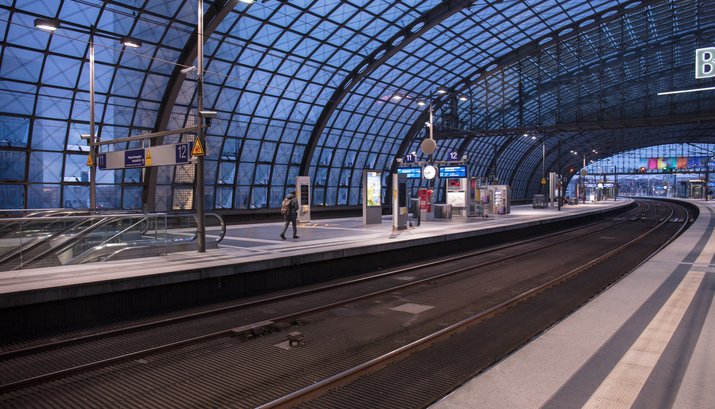 Deutsche Bahn Bahnhof Gleis Stillstand