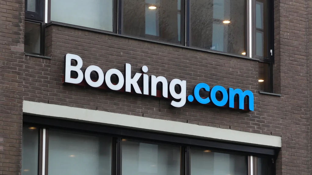 3b9db1252c66-iStock-1186330113 Booking.com Booking