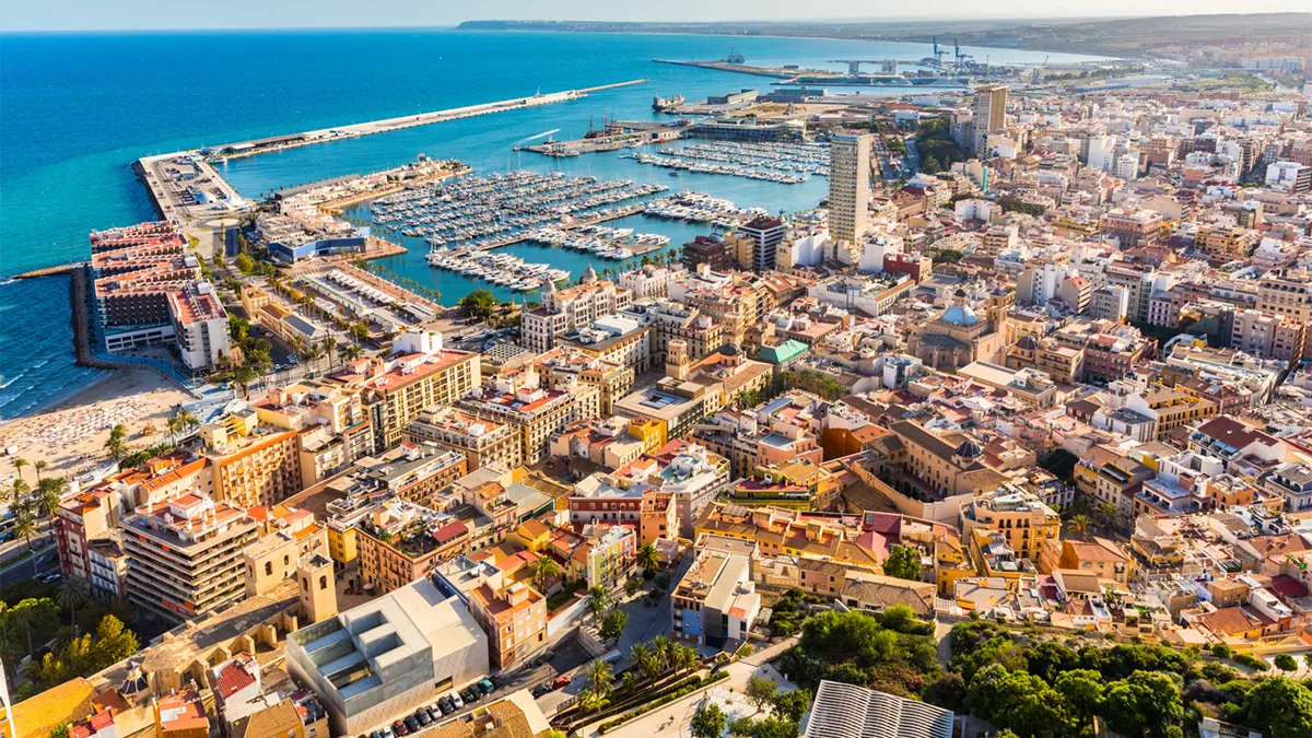 Spanien Alicante iStock william87-950371580 Alicante