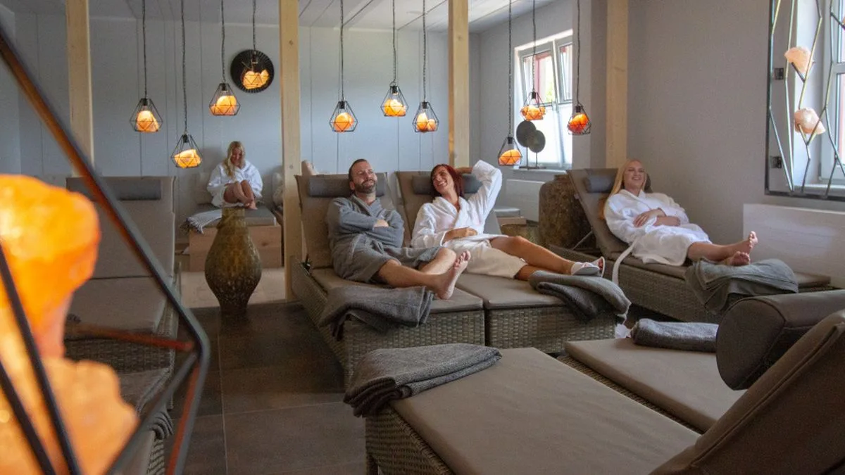 Acamed Wellness Schwebeliegen Foto Acamed Resort Acamed Wellness Schwebeliegen Foto Acamed Resort