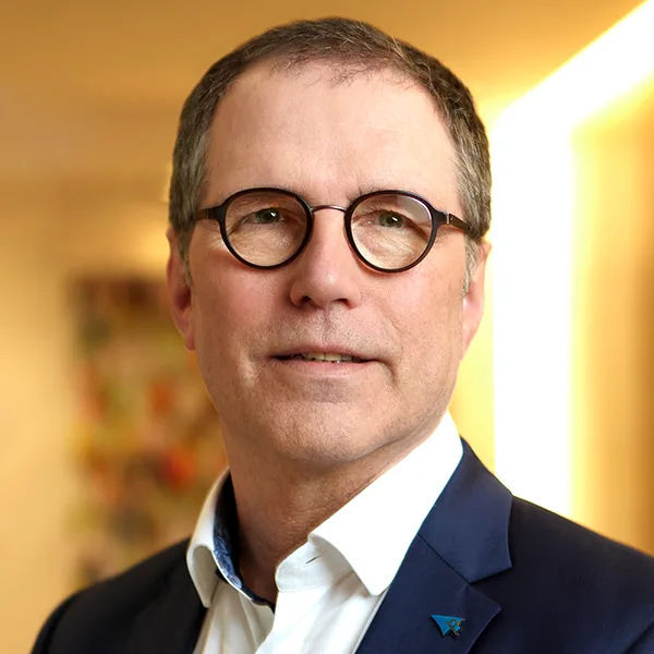 Schneider Bernhard Evangelische Heimstiftung Geschäftsführer Foto ev. Heimstiftung.jpg
