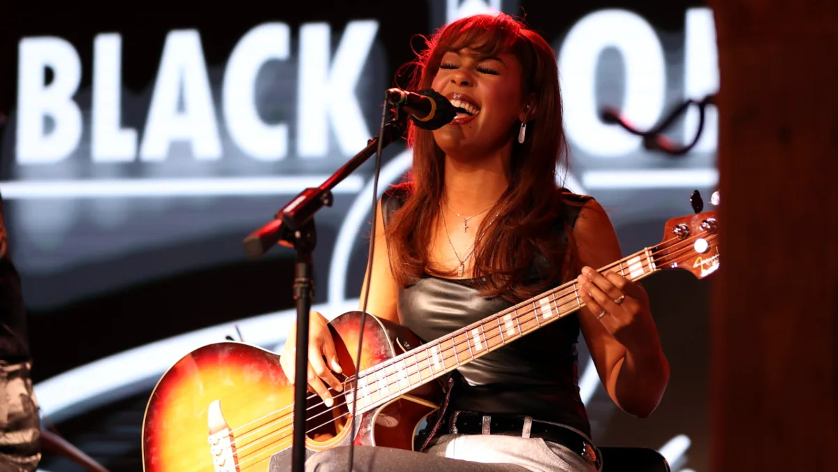 6a14f5a73634-Nashvilla-Indie-Live-Black-Opry-Cannery-Hall-Foto-NCVC Nashville Indie Live Black Opry Cannery Hall Foto NCVC.jpeg