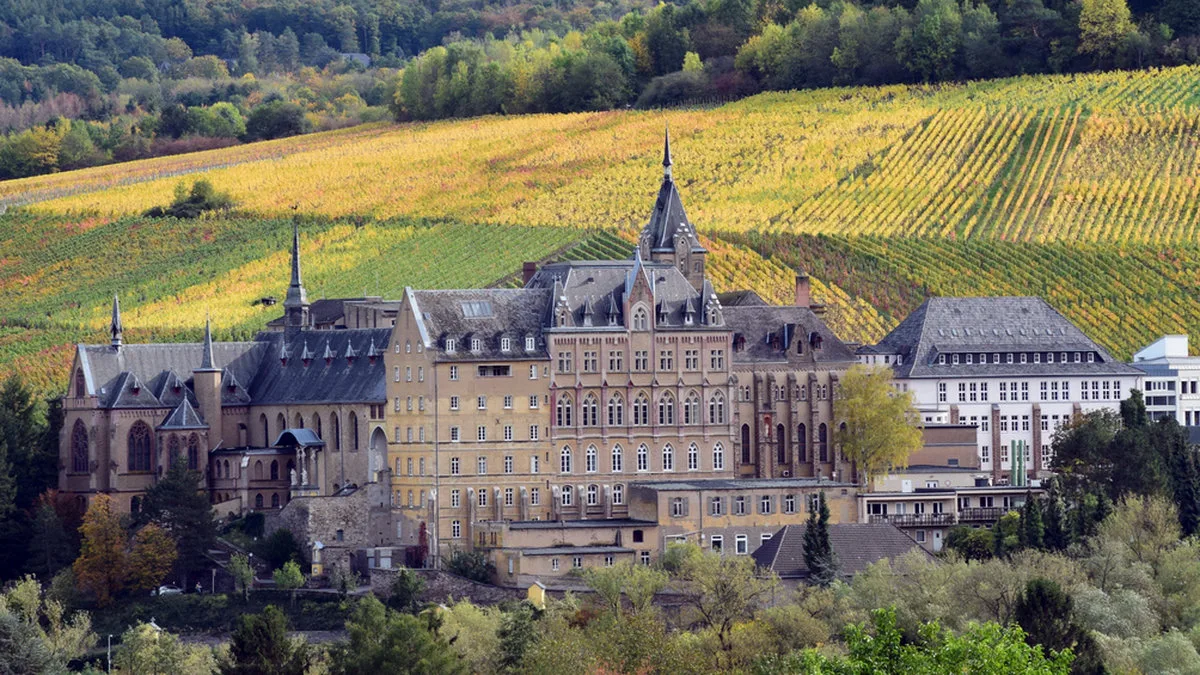 38949c51b1b3-Calvarienberg-Bad-Neuenahr-Ahrweiler-Foto-iStock-Markus-Volk Calvarienberg Bad Neuenahr-Ahrweiler Foto iStock Markus Volk