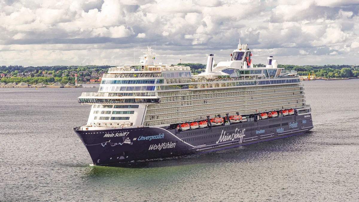 087e274bdc1e-MS7-0002-F Mein Schiff 7 TUI Cruises Kreuzfahrt Taufe Kiel