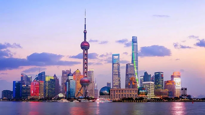 8474f11b47d4-China-Shanghai-Skyline-China-in-Style-Asien-Special-Tours-002- Schanghai