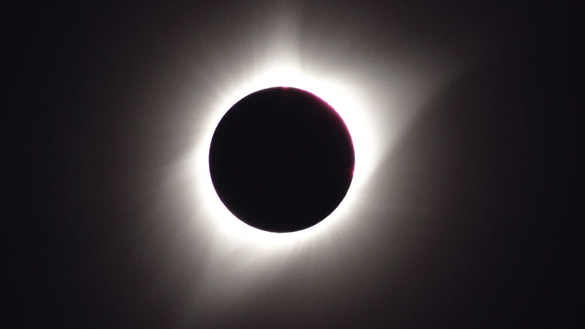 Island Totale Sonnenfinsternis Foto Sævar Helgi Bragason