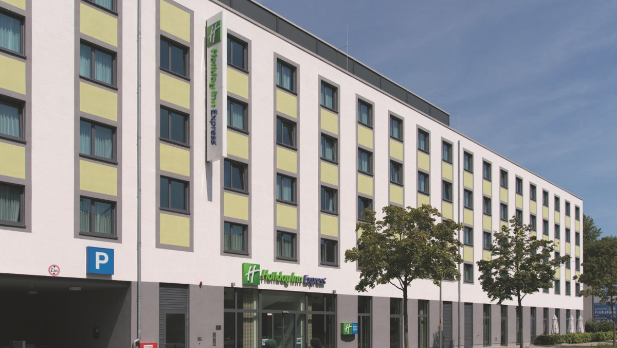 Holiday Inn Express Augsburg Foto Patrizia SE