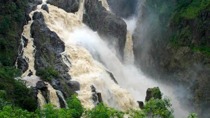 Australien Queensland Barron Falls Tourism Queensland Barron Falls