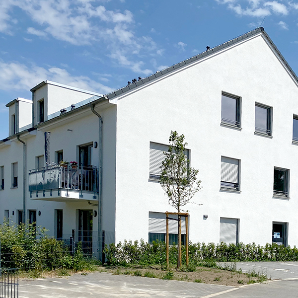 Carestone Unna 1.jpg