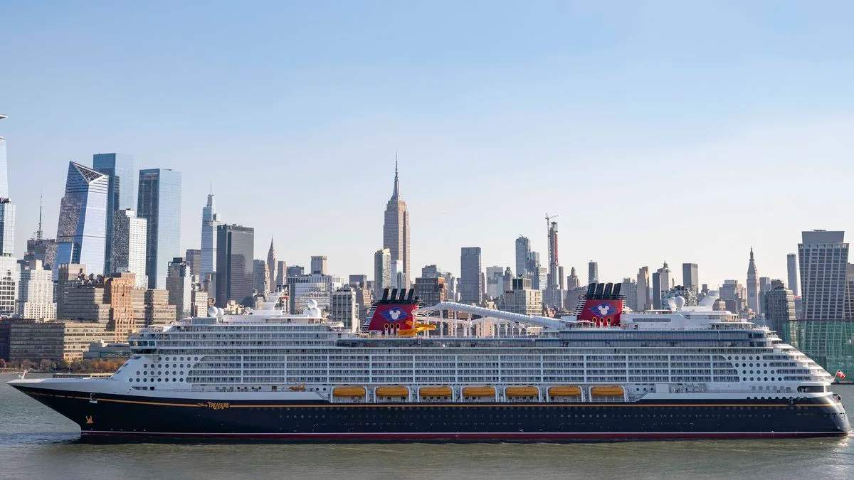 a746964c1820-Disney-Treasure-New-york-Foto-Disney-Cruise-Line Disney Treasure New york Foto Disney Cruise Line