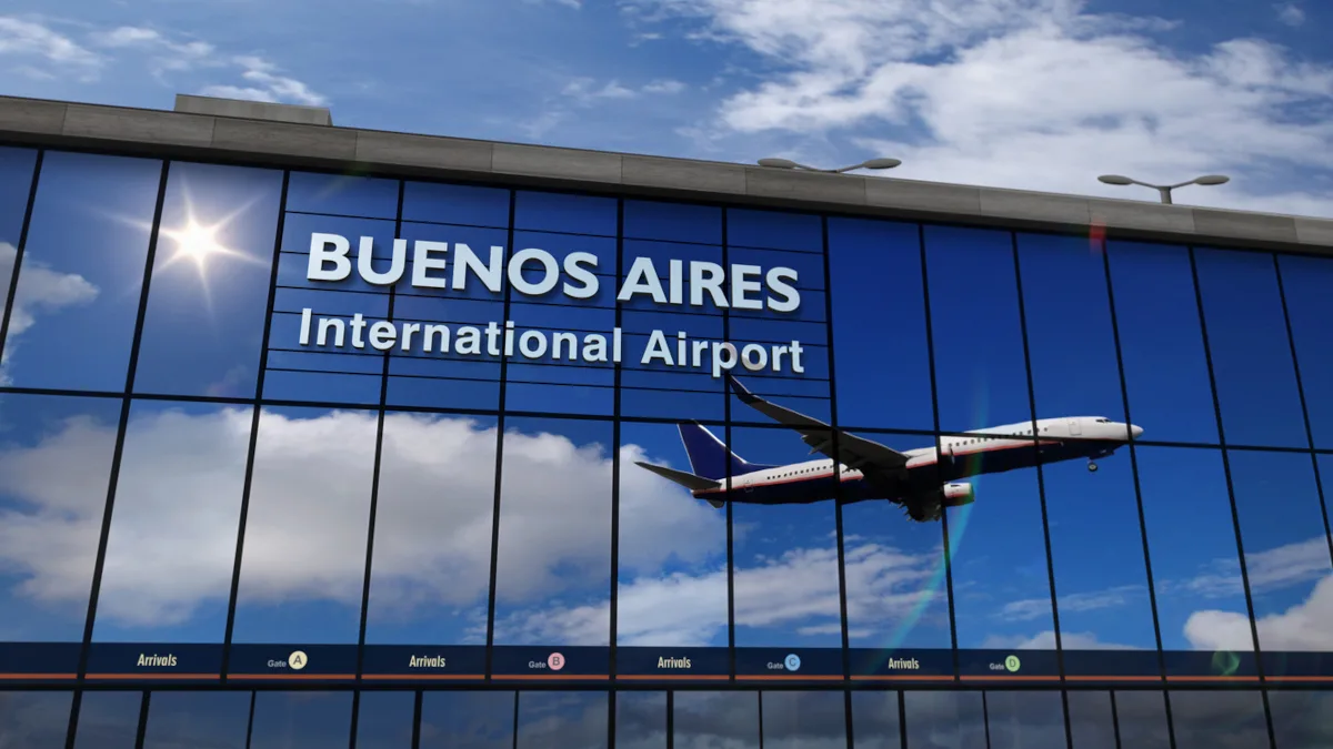 f8bcf7c232b9-Argentinien-Flughafen-Buenos-Aires-iStock-Arkadiusz-Wargula-1179334651 Argentinien Flughafen Buenos Aires