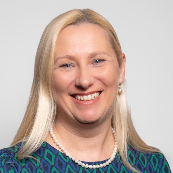 Stolz Diana Hessen Gesundheitsministerin CDU Staatskanzlei Hessen.jpg