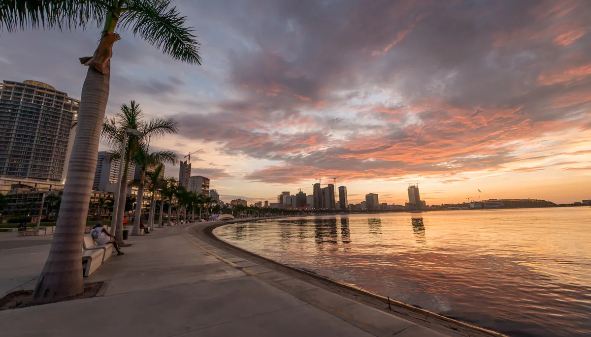 c57a5cee5126-iStock-1145077443 Angola Luanda