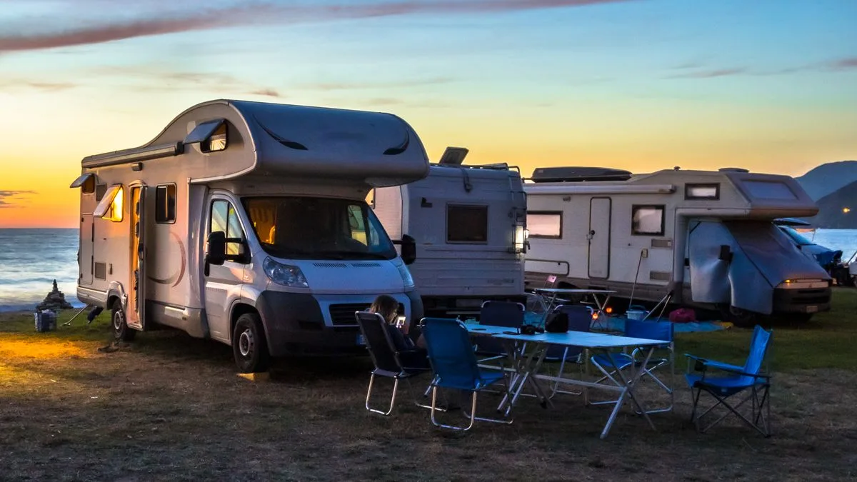 Wohnmobil Caravaning iStock- reativeNature_nl Wohnmobil Caravaning Foto iStock- CreativeNature_nl