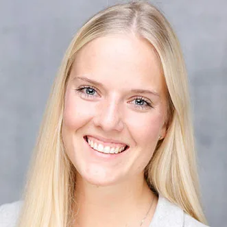 Ikarus Freissmuth eva vertrieb innendienst Foto ikarus tours Ikarus Freissmuth eva vertrieb innendienst Foto ikarus tours