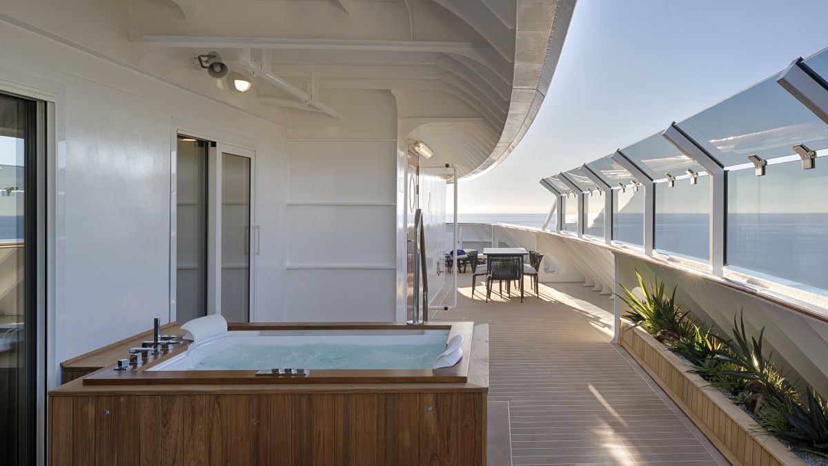 MSC Yacht Club Royal Suite Musica-Klasse.jpg