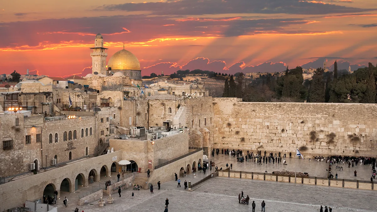 Israel Jerusalem Klagemauer Felsendom Foto iStock Vander Wolf Images Israel Jerusalem Klagemauer Felsendom Foto iStock Vander Wolf Images.jpg