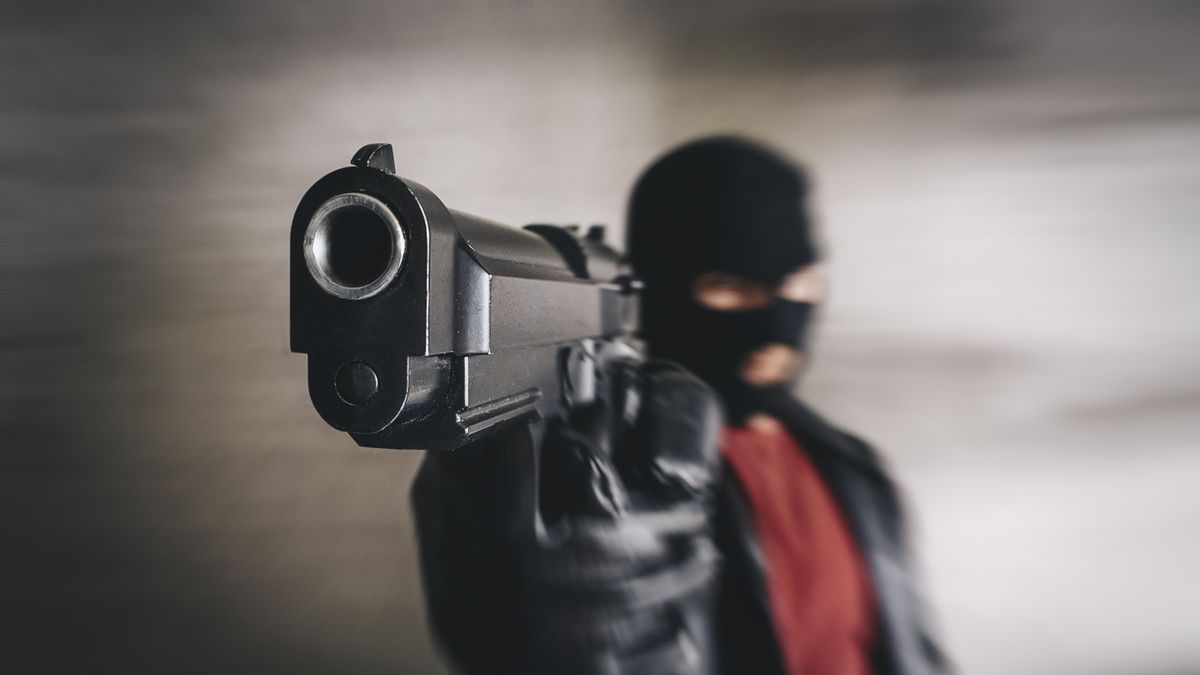 Bedrohung Waffe Pistole Foto iStock Diy13