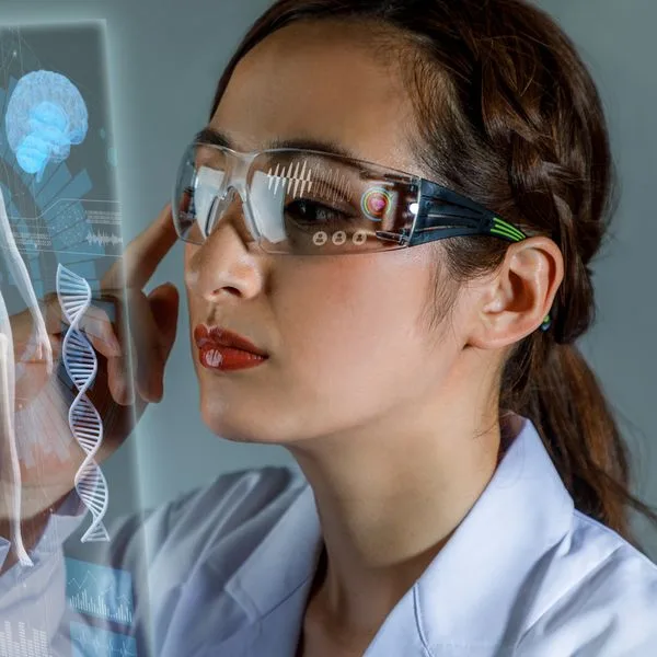 Augmented Reality AR Brille Foto iStock smetamorworks