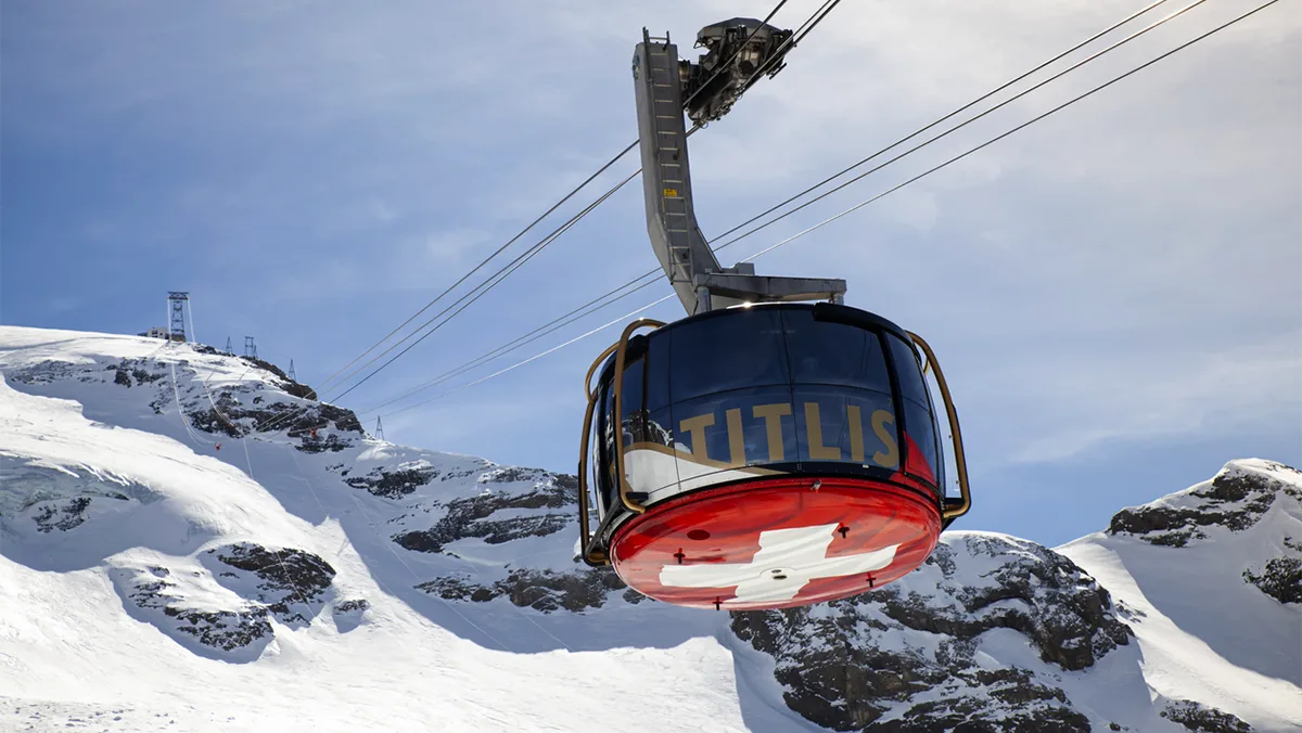 Schweiz Engelberg Titlis Seilbahn iStock ojos de hojalata-1366223129 Engelberg Titlis Bahn