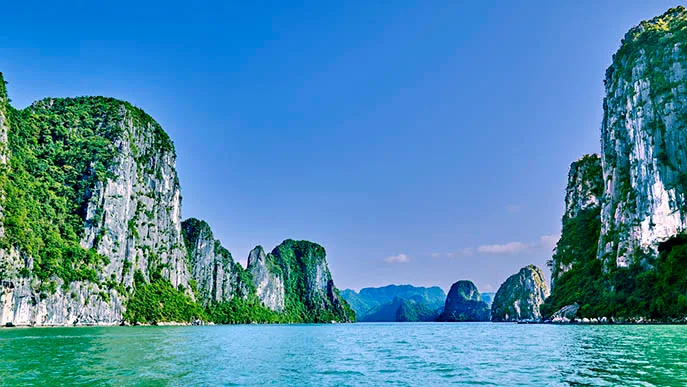 Vietnam Halong Bucht iStock the-lightwriter-833407542 Vietnam Halong-Bucht