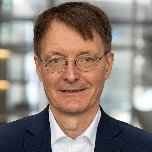 Lauterbach Karl Gesundheitsminister Bundestag SPD Foto BMG Thomas Ecke.jpg