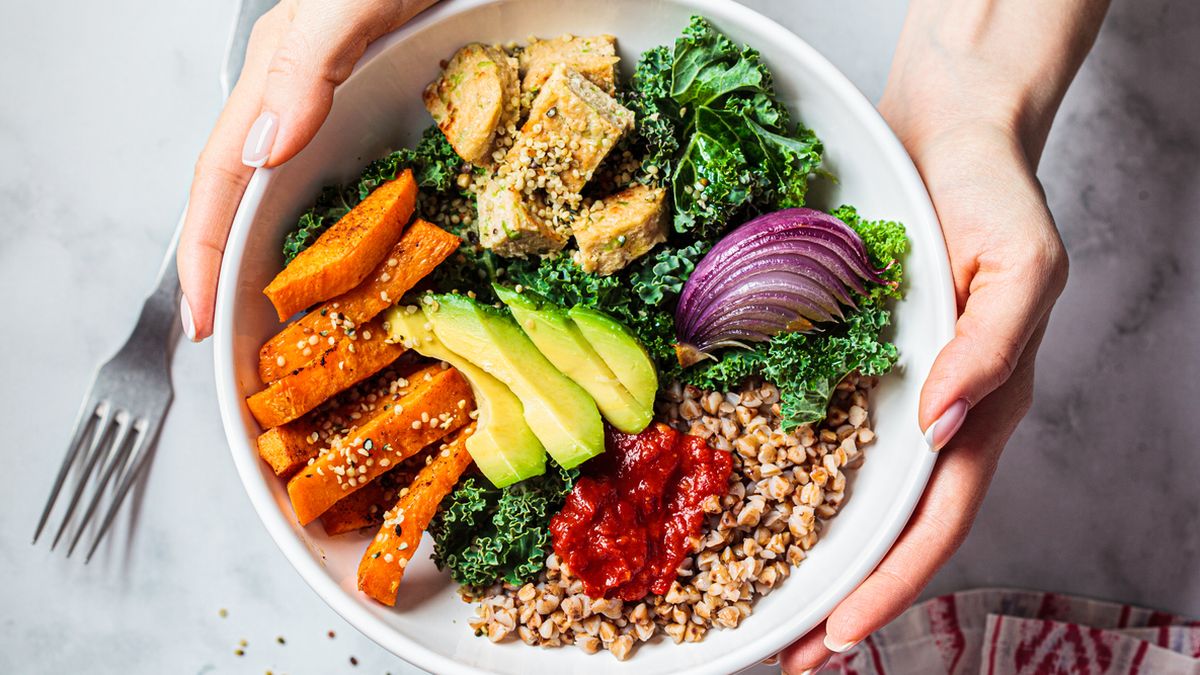 Bowl Essen Foto iStock Vaasseenaa