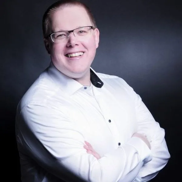 LFPI Hotels Sebastian Horn Manager of Operations Quadrat Foto LFPI Hotels LFPI Hotels Sebastian Horn Manager of Operations Quadrat Foto LFPI Hotels