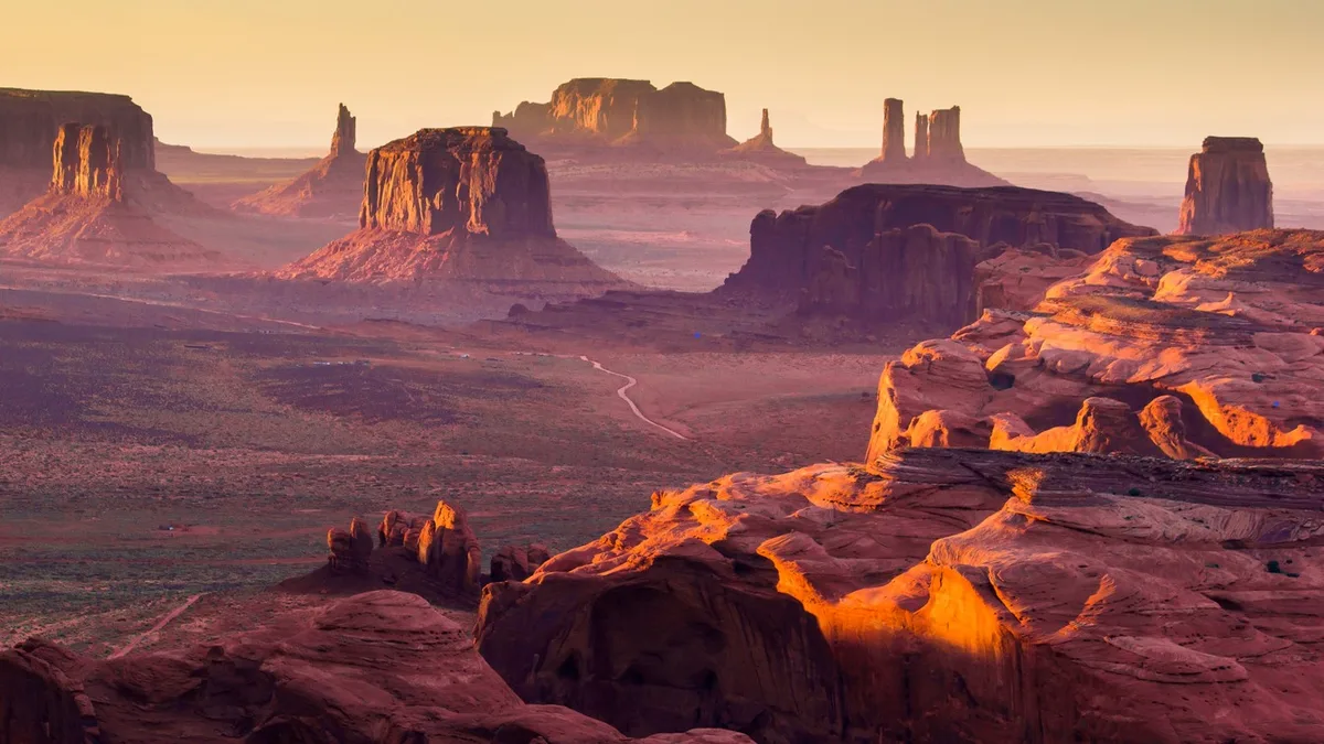 iStock-464401792 USA Monument Valley
