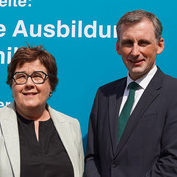 Sozialministerin Petra Grimm-Benne Bildungsminister Jan Riedel Sachsen-Anhalt