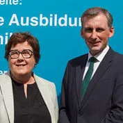Sozialministerin Petra Grimm-Benne Bildungsminister Jan Riedel Sachsen-Anhalt