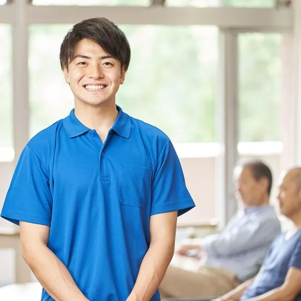 Pfleger Pflegekraft Foto iStock kazuma seki