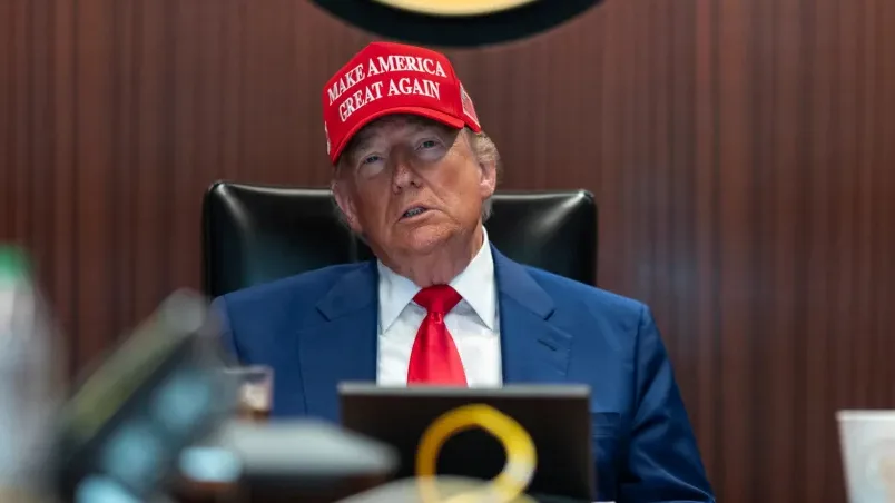 5e6aea3454b3-Trump-Donald Trump Donald