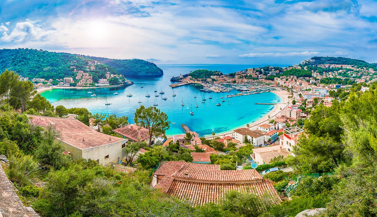 Spanien Mallorca Porte de Soller iStock Balate Dorin-1124706051 Spanien Mallorca Porte de Soller