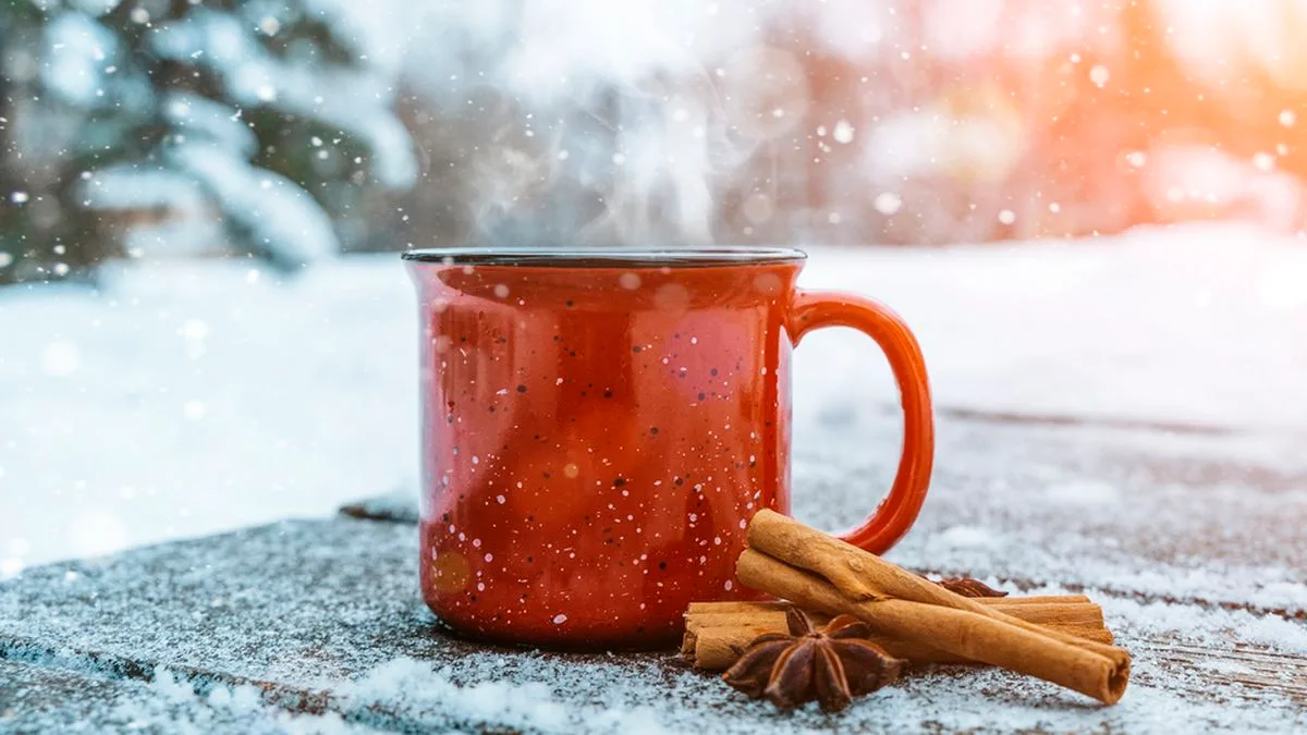 4b00f4009c63-Gluehwein-Symbol-Foto-iStock-Uladzimir-Zuyeu Glühwein Symbol Foto iStock Uladzimir Zuyeu