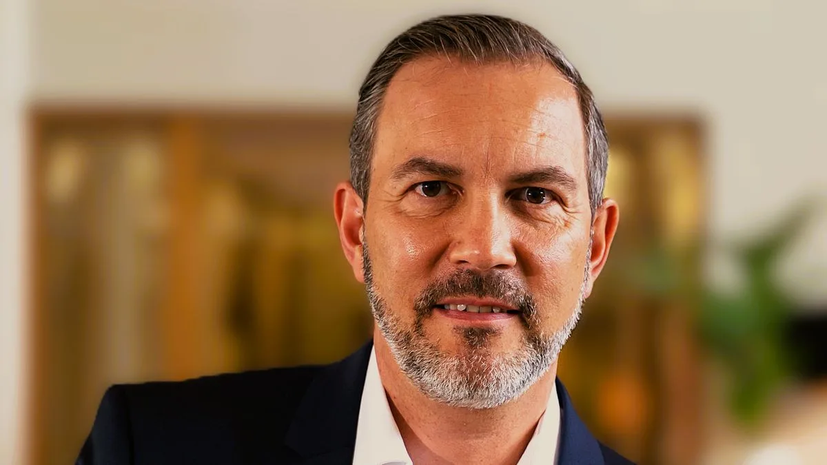 5d03a71328f2-HR-Group-Sven-Fritzsche-Cluster-General-Manager-Pullman-Schweizerhof-Vagabond-Townhouse-Berlin-Foto-HR-Group HR Group Sven Fritzsche Cluster General Manager Pullman Schweizerhof Vagabond Townhouse Berlin Foto HR Group