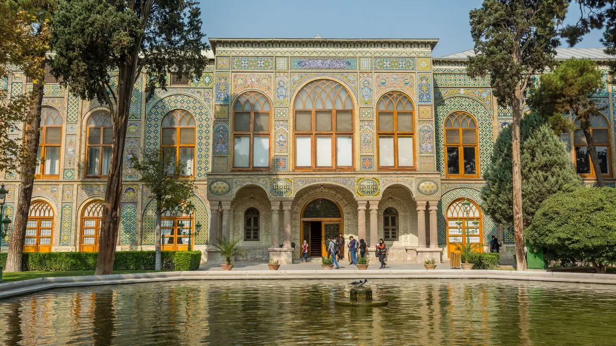 78b7ac3a9124-Iran-Golestan-Palast-Foto-iStock-ZZ3701 Iran Golestan Palast Foto iStock ZZ3701