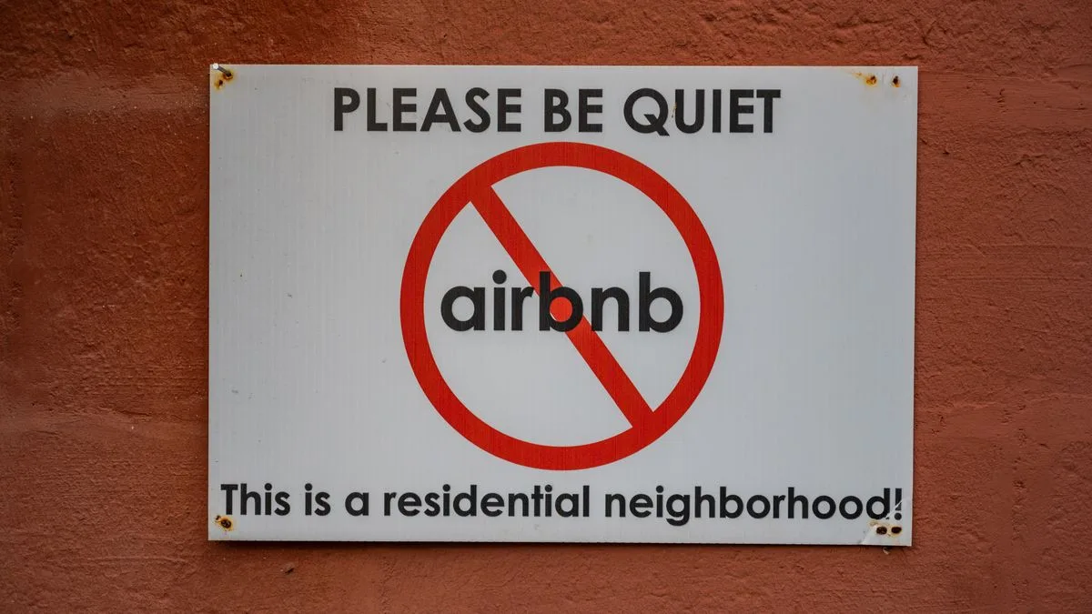 Airbnb Symbol Foto iStock kellyvandellen Airbnb Symbol Foto iStock kellyvandellen