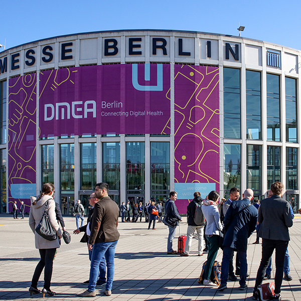 DMEA Berlin Messe Eingang Süd Foto Messe Berlin.jpg